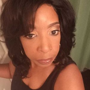 Meet your Posher, Yolanda